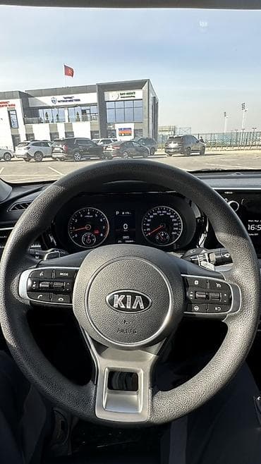 camry 2017: Kia K5: 2020 г., 2 л, Типтроник, Бензин, Седан — 10