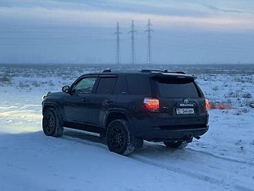 спорт кар: Toyota 4Runner: 2019 г., 4 л, Автомат, Бензин, Внедорожник — 5