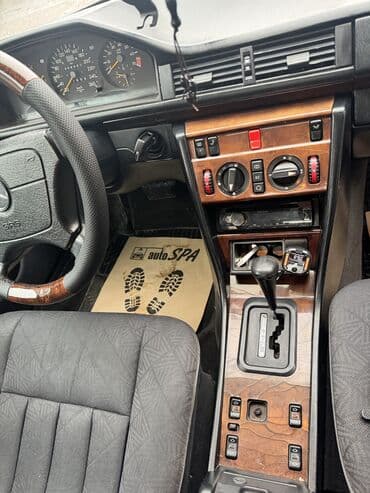 мрс 124: Mercedes-Benz W124: 1994 г., 3.2 л, Автомат, Бензин, Седан — 6