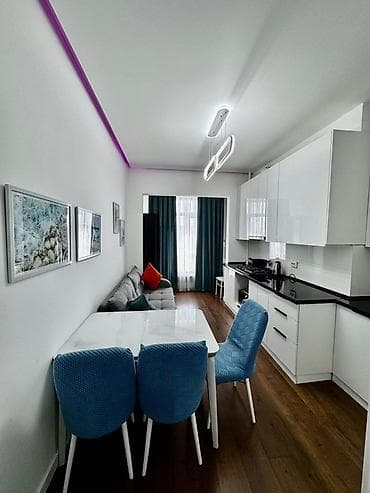 Батирди ижарага алам: 1 бөлмө, Душ кабинасы, Жаздык, жууркан-төшөк каптары, Кондиционер — 3