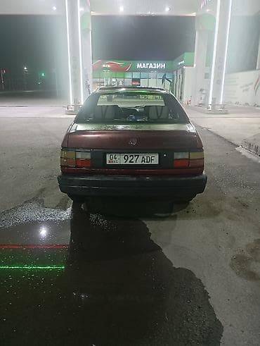 john dere: Volkswagen Passat: 1991 г., 1.8 л, Бензин, Седан — 2