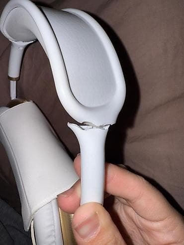 ремонт наушников: Наушники (стиль AirPods Max) бело-золотые + чехол — На запчасти / — 2