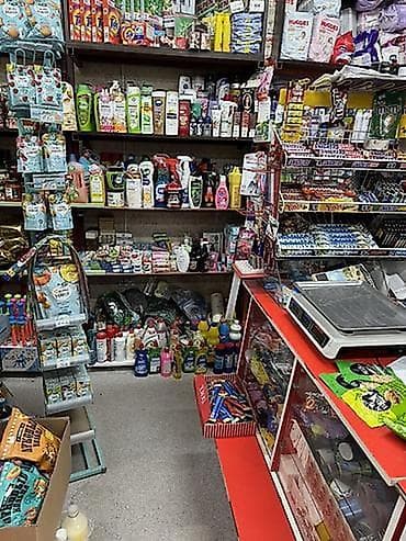 магазин продуктовый: 12 мкр Продается готовый бизнес, продуктовый магазин Площадь: 37м2 — 2