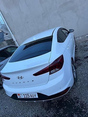 eclipse cross: Hyundai Avante: 2019 г., 1.6 л, Автомат, Газ, Седан — 2