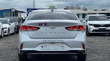 пл: Hyundai Sonata: 2021 г., Седан — 5