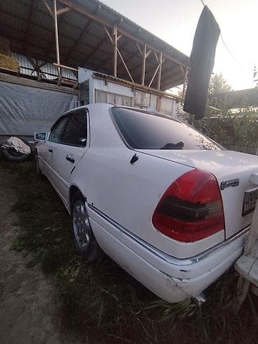 byd leopard 8: Mercedes-Benz C-Class: 1997 г., 1.8 л, Механика, Бензин, Седан — 3