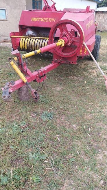 тягач двух мостовой: Модель 82, Б/у, 1983 г., С пресс-подборщиком — 17