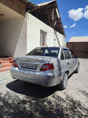 Daewoo: Daewoo Nexia: 2010 г., 1.5 л, Механика, Бензин, Седан — 4