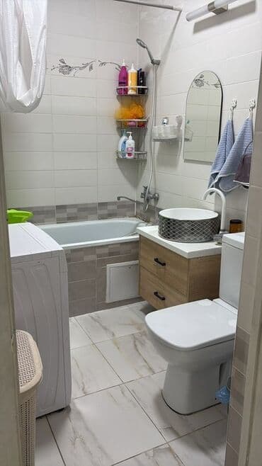 квартира в районе ошского рынка: 3 бөлмө, 58 кв. м, Элитка, 14 кабат — 9