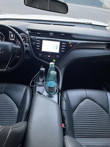 camry 2020: Toyota Camry: 2020 г., 2.5 л, Автомат, Бензин, Седан — 5