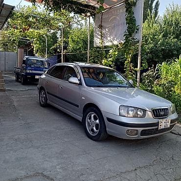 Транспорт: Hyundai Avante: 2001 г., 1.5 л, Механика, Бензин, Хэтчбэк — 2