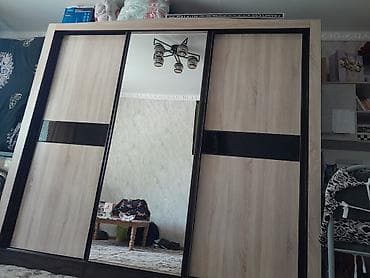 Купе шкафтар: Купе шкаф, Күзгүсү менен, ЛДСП — 1