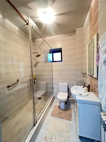 баа: ЧЕКЧЕЙГЕН ЖЕР ҮЙ САТЫЛАТ!!! 1-линияда жайгашкан ✅ Жери: 20 соток ✅ Үй — 2