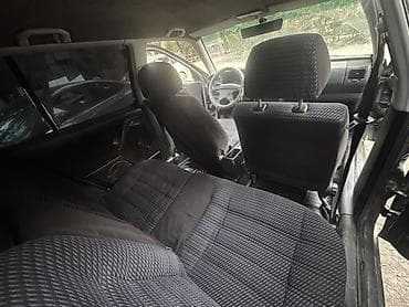 двери на венто: Volkswagen Vento: 1992 г., Механика, Седан — 6