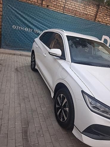 tesla model: BYD E2: 2024 г., 0.1 л, Автомат, Электромобиль, Хэтчбэк — 6