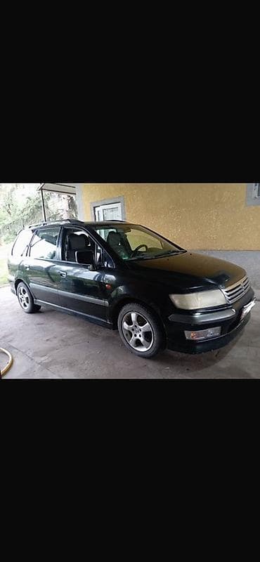 крыша соната: Mitsubishi Space Wagon: 2000 г., 2.4 л, Механика, Бензин, Минивэн — 1