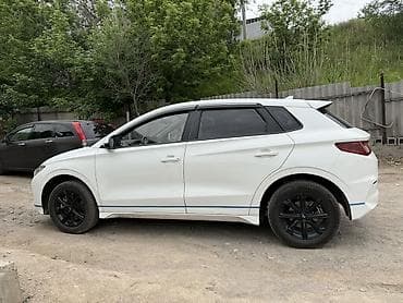 бампер 124 ешка: BYD E2: 2022 г., Автомат, Электромобиль, Хэтчбэк — 2