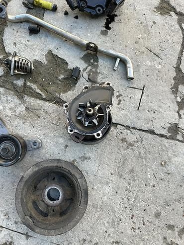 коленвал 1zz: Продаются запчасти на 1az Маховик 1000 Клапанная крышка 1500 Поддон — 5