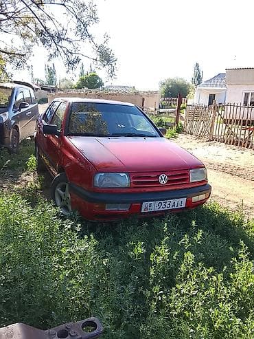 volk: Volkswagen Vento: 1993 г., 1.8 л, Механика, Газ, Седан — 1