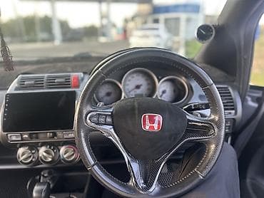 windom 3 0: Honda Fit: 2001 г., 1.5 л, Вариатор, Бензин, Хэтчбэк — 6