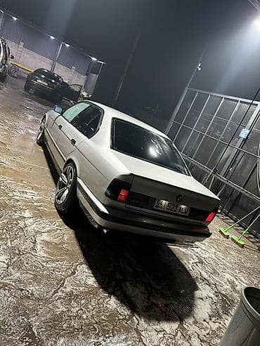 сигнал мерседес: BMW 5 series: 1991 г., 2.5 л, Механика, Бензин, Седан — 4