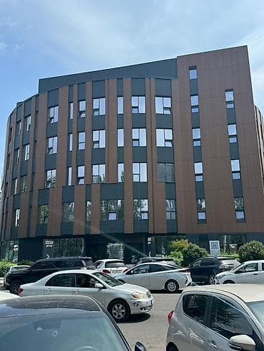последующим: Аренда офисов, 18 м², В бизнес центре, С видом на горы, С оборудованием, С юридическим адресом — 1