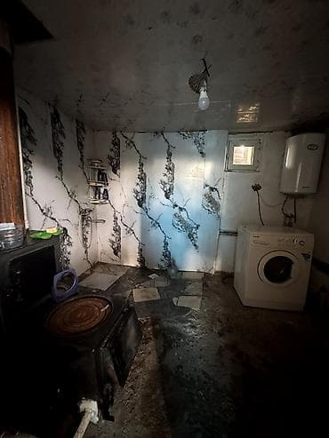 Продажа домов: 📌В селе Петровка продаётся дом 75 кв. м на участке 8 соток. ▪️В доме — 10