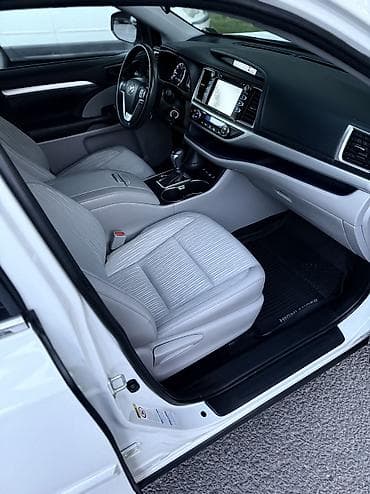 50 000: Toyota Highlander: 2019 г., 3.5 л, Автомат, Бензин, Кроссовер — 7