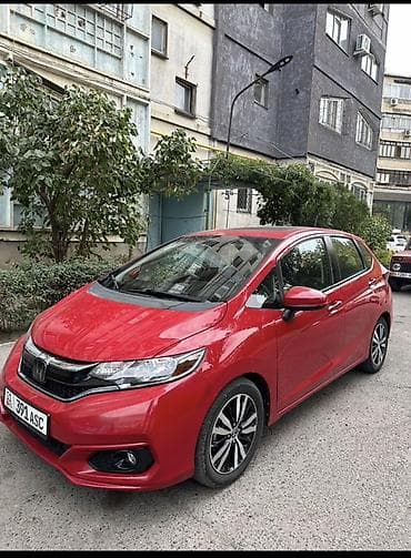 Honda Fit: 2018 г., Бензин, Хэтчбэк at lalafo.kg Honda Fit: 2018 г., Бензин, Хэтчбэк