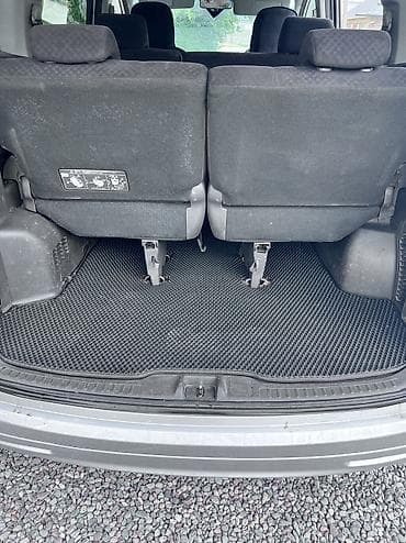 step 2: Honda Stepwgn: 2006 г., 2 л, Автомат, Газ — 9
