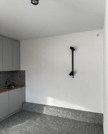 сдаю квартиру в частном доме: 1 комната, Агентство недвижимости, Без подселения, С мебелью частично — 4