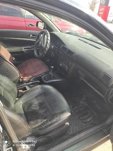 айнек стекло: Volkswagen Passat: 1997 г., 1.6 л, Механика, Бензин, Седан — 6