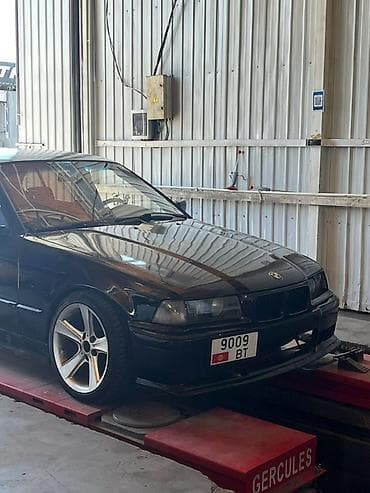 Продажа авто: BMW 3 series: 1992 г., 2.5 л, Механика, Бензин, Седан — 2
