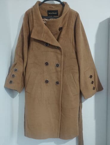 одежды для новорожденных: Продаётся качественное пальто из России. Размер 46 это турецкий — 3