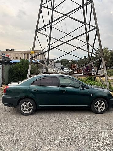 Транспорт: Toyota Avensis: 2005 г., 1.8 л, Механика, Бензин, Седан — 2