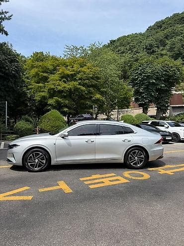 byd e2 2022: Hyundai Grandeur: 2021 г., Бензин, Седан — 5
