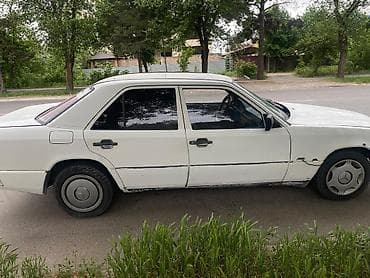 Mercedes-Benz W124: 1986 г., 2.3 л, Механика, Бензин, Седан — 3