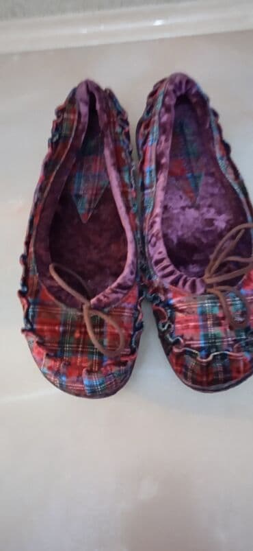 женские слипоны больших размеров: Красивые бархатные тапочки, с утягивающие шнурком, на 37,5- 38 — 3