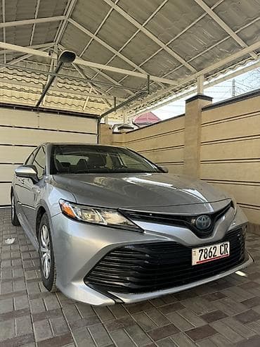 e2 byd: Toyota Camry: 2019 г., 2.5 л, Автомат, Гибрид, Седан — 1