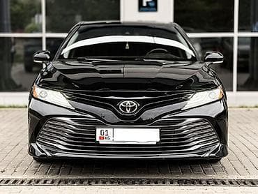 Toyota Camry: 2018 г., 2.5 л, Автомат, Бензин, Седан — 2