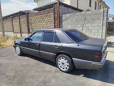 линолеум для авто: Mercedes-Benz W124: 1992 г., 2.3 л, Механика, Бензин, Седан — 4