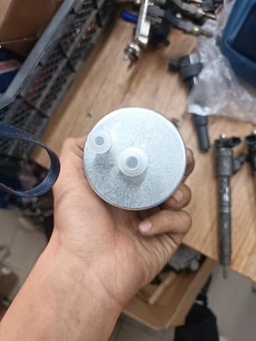 Фильтры: Топливный фильтр Оргинал Мерс MAHLE KL 1003 - Назначение: тонкая — 3