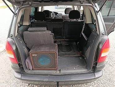 aion v plus 2022: Opel Zafira: 2001 г., Минивэн — 7