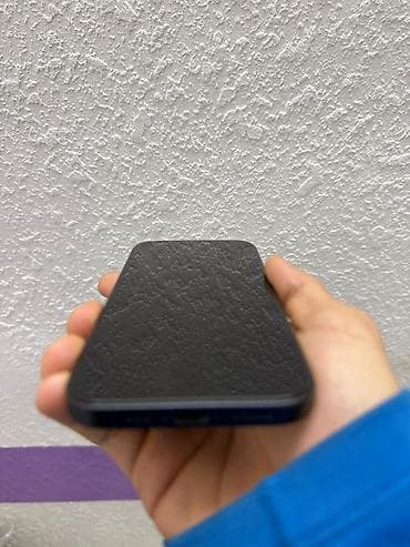 iphone 23: IPhone 16, Новый, Черный, 100 % — 8