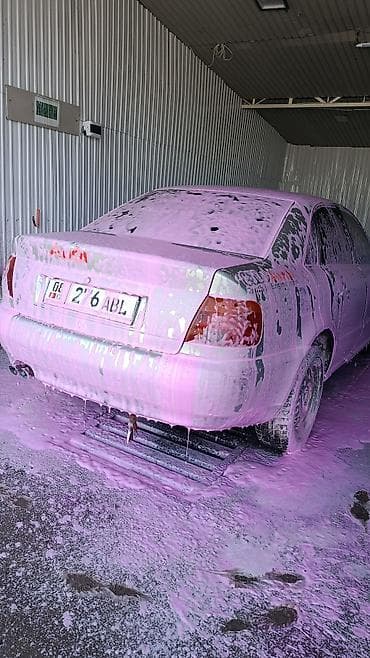 мерседес 124 рул: Audi A4: 1995 г., 2.6 л, Кол менен иштөөчү, Бензин, Седан — 1