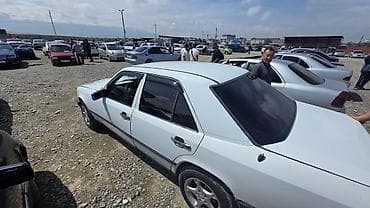 авто вит: Mercedes-Benz W124: 1989 г., 2.3 л, Механика, Дизель, Седан — 5