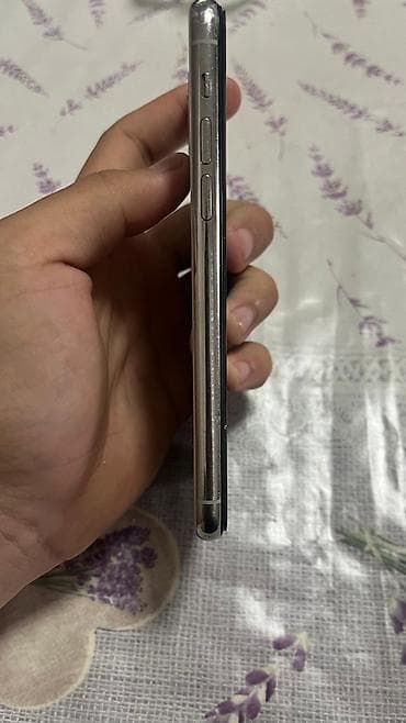 IPhone 11 Pro, 64 ГБ, Белый, Кабель, 79 %