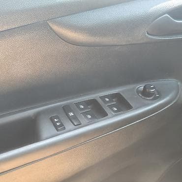 митсубиси спес стар: Chevrolet Spark: 2017 г., 1 л, Автомат, Бензин, Хэтчбэк — 4