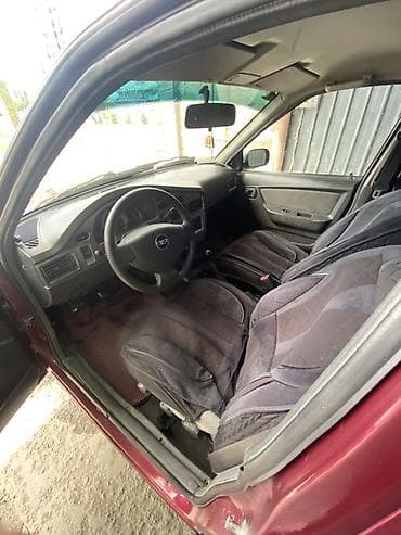 daewoo racer: Daewoo Nexia: 2010 г., 1.6 л, Седан — 7