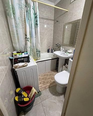 Недвижимость: 1 комната, 35 м², 105 серия, Юг-2 мкр 105 серия, 4 этаж — 1
